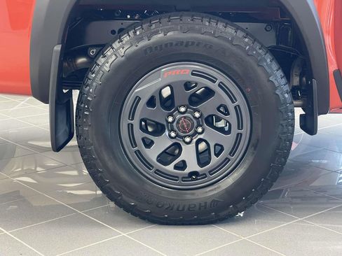 New 2025 Nissan Frontier PRO-4X image 7