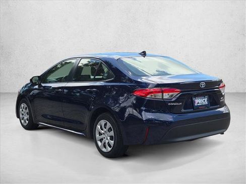 Used 2023 Toyota Corolla LE FWD image 7