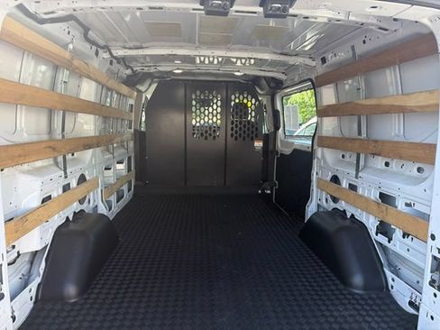 Used 2025 Ford Transit 250 Low Roof w/ Exterior Upgrade Package RWD image 23