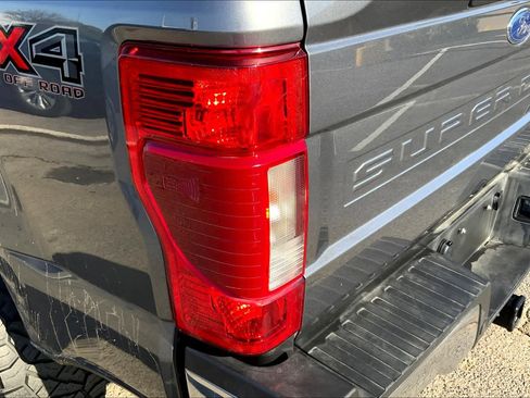 Used 2022 Ford F250 Lariat w/ Lariat Ultimate Package AWD/4WD image 26
