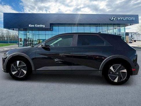 New 2025 Hyundai Ioniq 5 SE RWD image 3