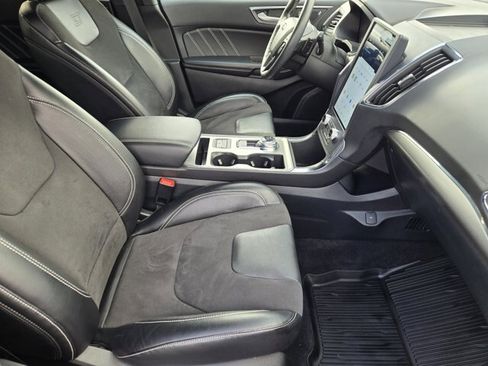 Certified 2022 Ford Edge ST w/ Equipment Group 401A image 13