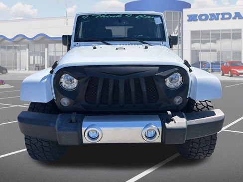 Used 2017 Jeep Wrangler Sahara w/ Connectivity Group image 2