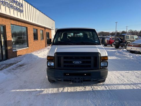Used 2013 Ford E-350 and Econoline 350 XL image 31