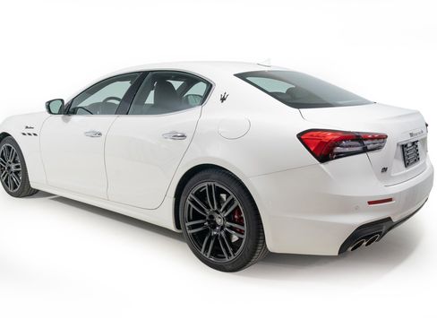 Used 2024 Maserati Ghibli Modena Ultima Q4 image 4