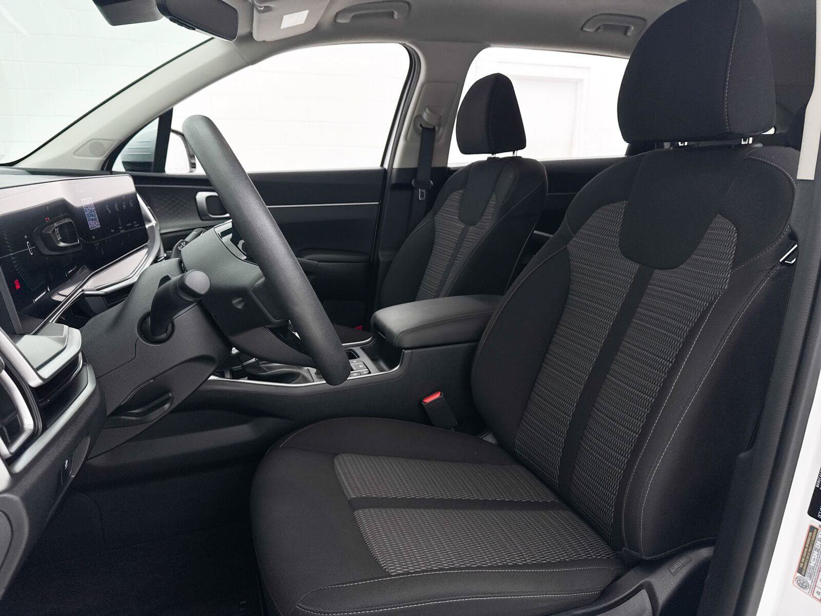 Used 2025 Kia Sorento LX FWD image 20