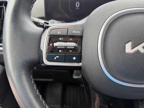 Used 2024 Kia Sorento SX image 24