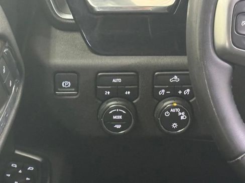 Certified 2023 Chevrolet Silverado 1500 LT AWD/4WD image 13
