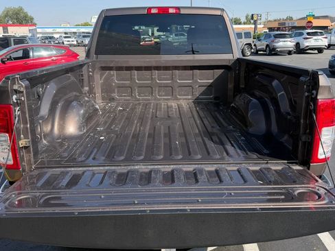 Used 2021 RAM 2500 Big Horn w/ Cold Weather Group AWD/4WD image 13