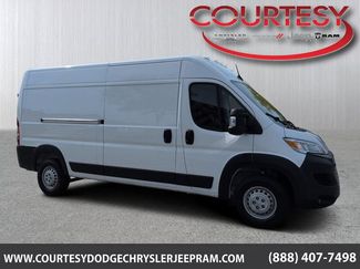 Used 2025 RAM ProMaster 2500 w/ Convenience Group FWD video 1