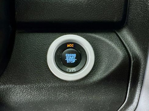 Used 2021 RAM 1500 Warlock AWD/4WD image 26