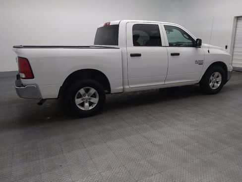 Used 2022 RAM 1500 Classic SLT image 10