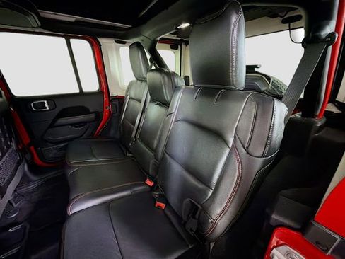 Used 2018 Jeep Wrangler Unlimited Rubicon AWD/4WD image 22