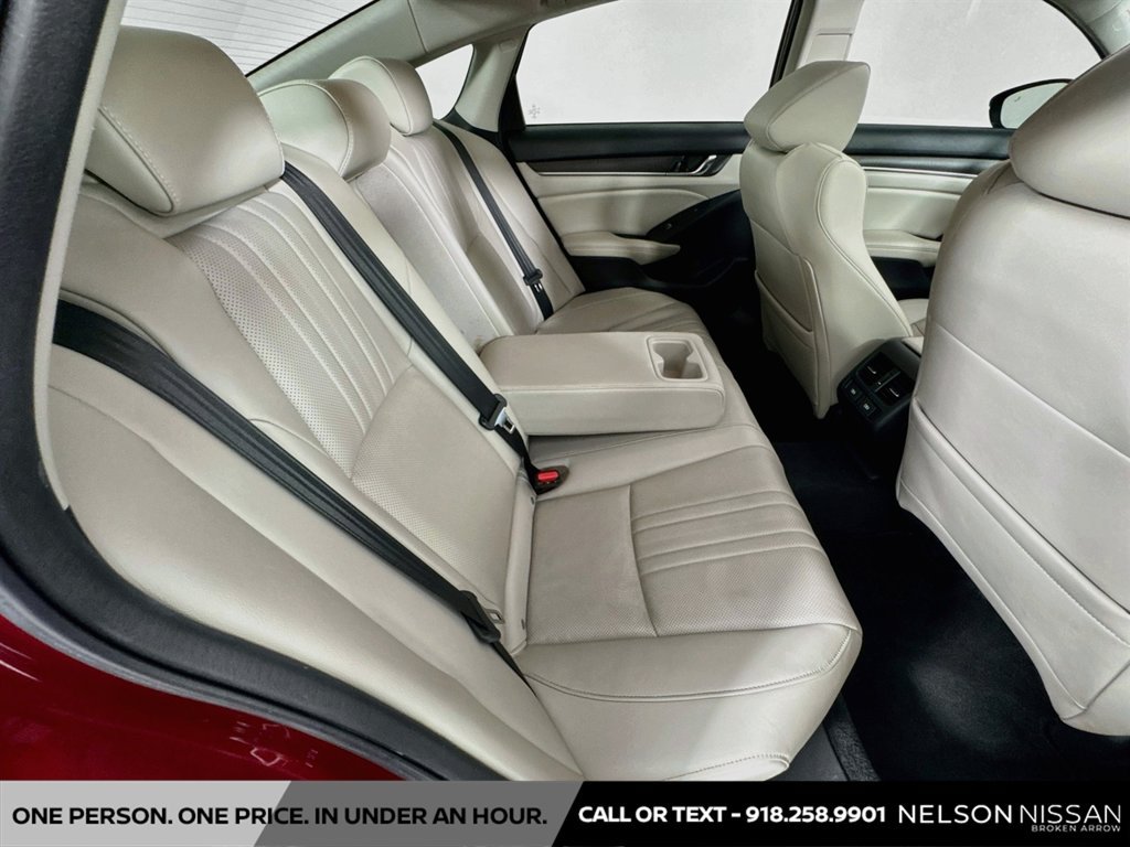 Used 2021 Honda Accord Touring image 28