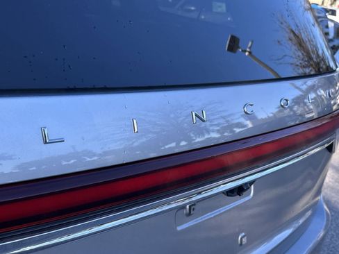 Used 2020 Lincoln Aviator Reserve w/ Equipment Group 201A image 10