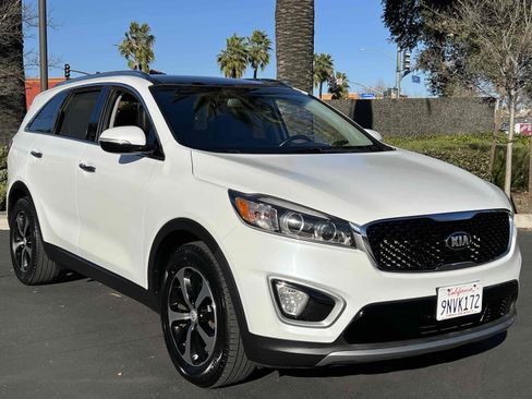 Used 2017 Kia Sorento EX w/ EX Advanced Touring Package image 19