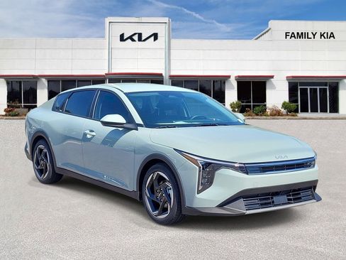 New 2026 Kia K4 GT-Line Turbo FWD image 1