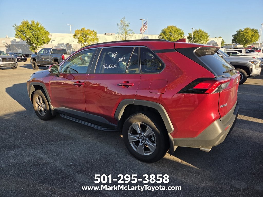 Used 2023 Toyota RAV4 XLE FWD image 6