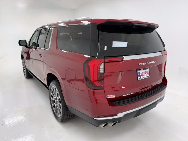 Used 2026 GMC Yukon XL Denali w/ Denali Reserve Package RWD image 41