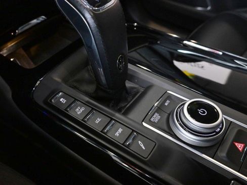 Used 2023 Maserati Levante Modena AWD/4WD image 46