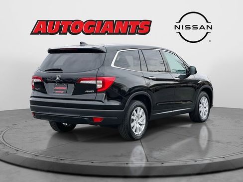 Used 2020 Honda Pilot LX image 2