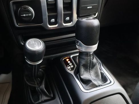 Used 2024 Jeep Wrangler Sport AWD/4WD image 12