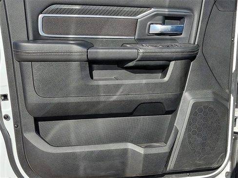 Used 2025 RAM 3500 Big Horn image 11