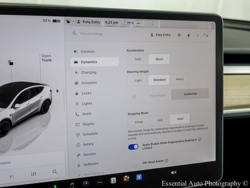 Used 2022 Tesla Model Y Performance image 16