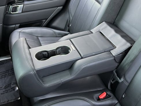 Used 2020 Land Rover Range Rover Sport HSE Dynamic image 38