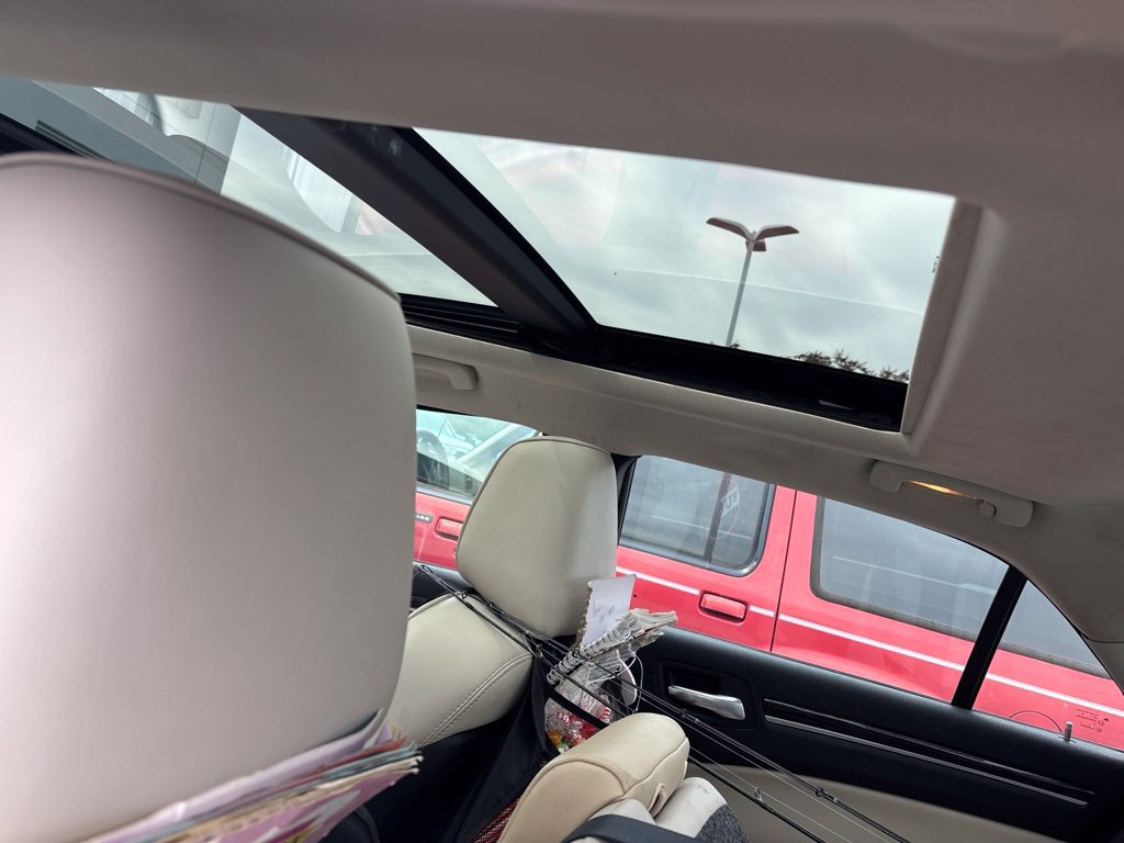 Used 2021 Chrysler 300 Touring L RWD image 18