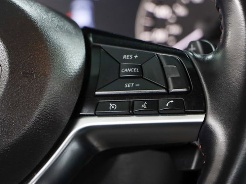 Used 2020 Nissan Altima 2.0 SR image 14