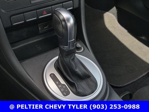 Used 2018 Volkswagen Beetle 2.0T S FWD image 26