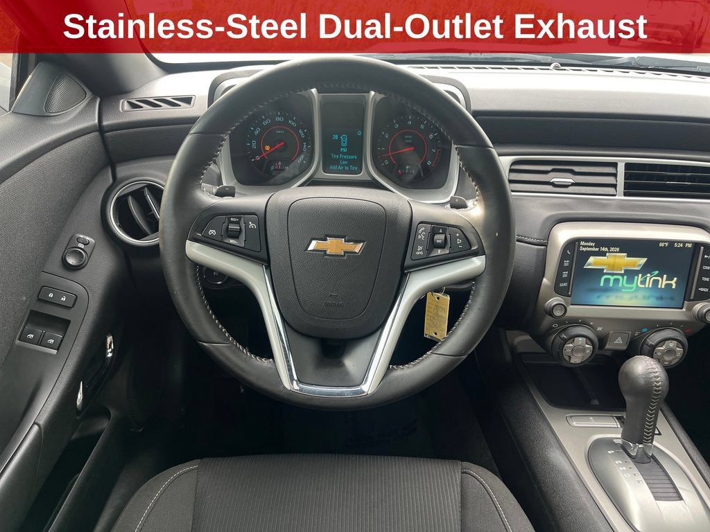 Used 2015 Chevrolet Camaro LT RWD image 17