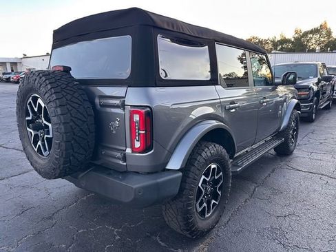 Used 2024 Ford Bronco Outer Banks image 11