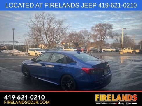 Used 2024 Honda Civic Sport image 17