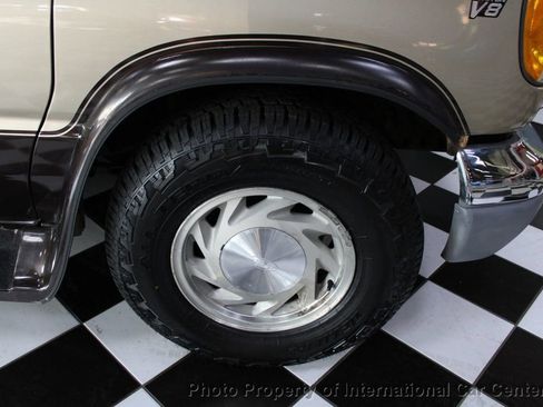 Used 2000 Ford E-150 and Econoline 150 E-150 Recreational image 33