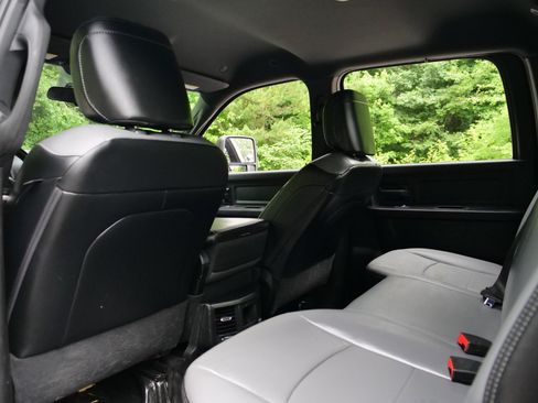Used 2024 RAM 2500 Tradesman AWD/4WD image 22