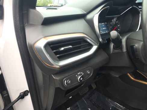 Used 2023 Chevrolet TrailBlazer ACTIV w/ Sun and Liftgate Package image 13