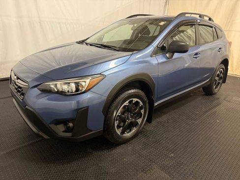 Certified 2021 Subaru Crosstrek 2.0i image 6