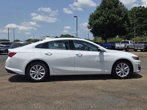 Used 2024 Chevrolet Malibu LT FWD image 3