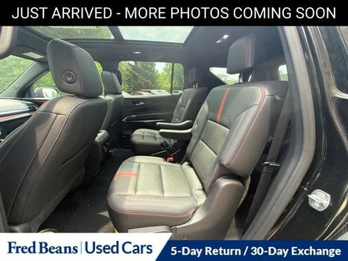 Used 2024 Chevrolet Traverse RS AWD/4WD image 13