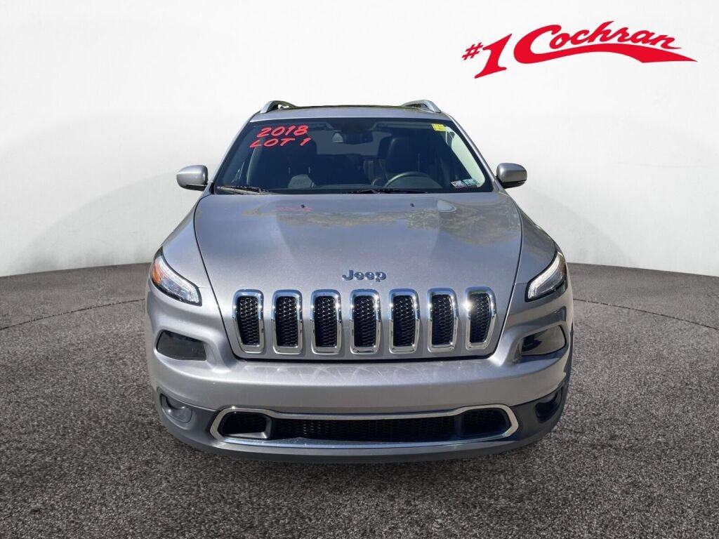 Used 2018 Jeep Cherokee Limited AWD/4WD image 12