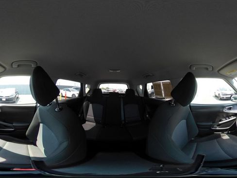 Used 2025 Kia Soul LX w/ LX Technology Package FWD image 40