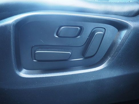 Used 2022 MAZDA CX-9 Touring image 18