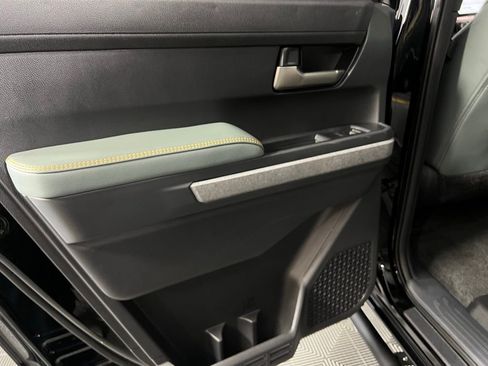 Used 2024 Toyota Tacoma Trailhunter image 26