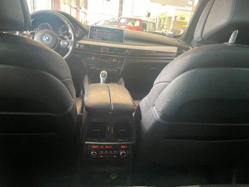 Used 2017 BMW X6 xDrive35i w/ M Sport Package image 28