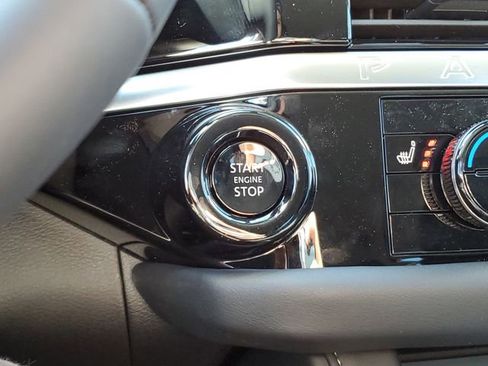 New 2026 Nissan Pathfinder SV image 31