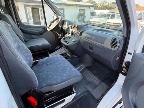 Used 2004 Dodge Sprinter 3500 w/ PWR Convenience Group image 20