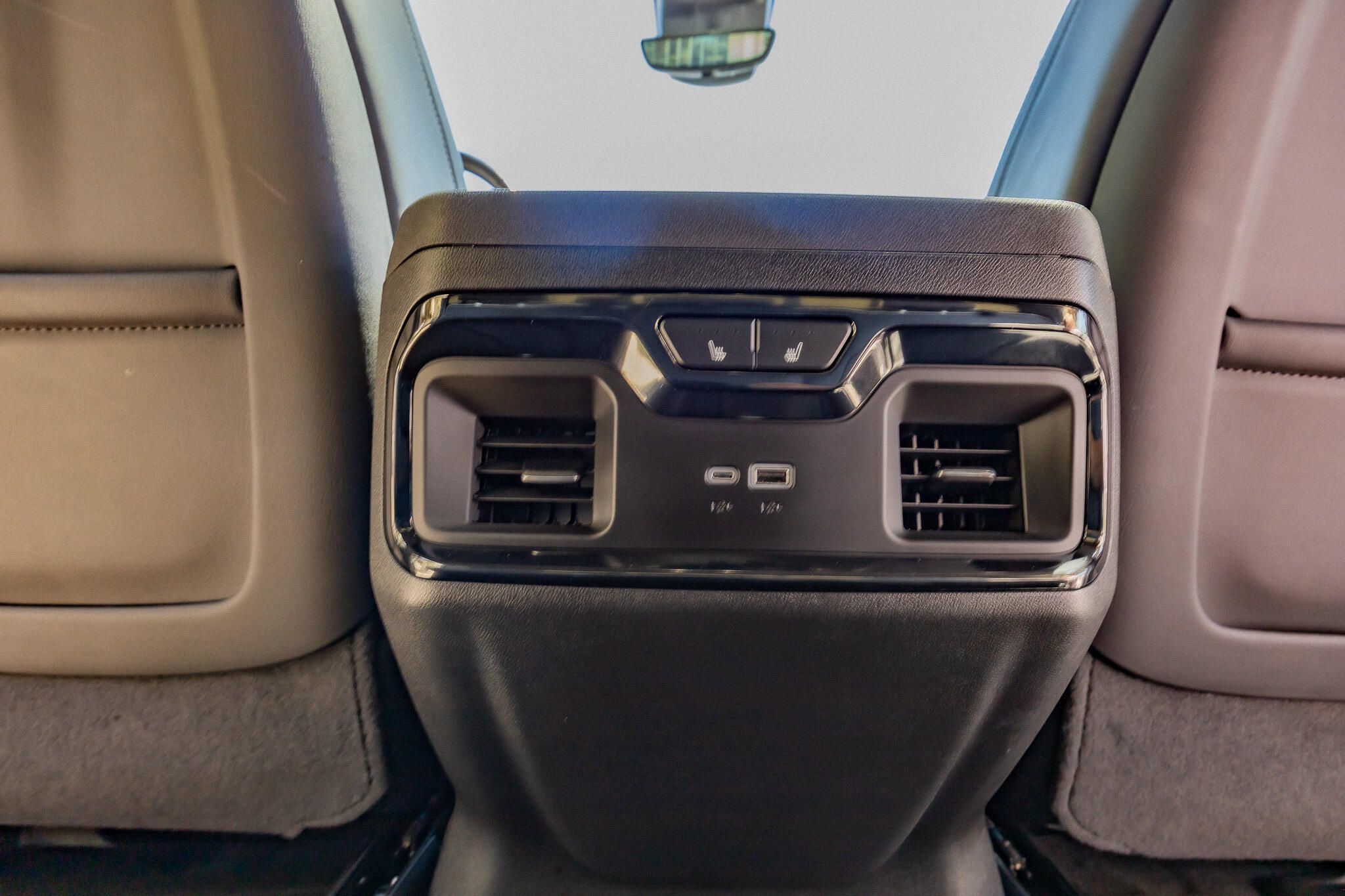 Used 2024 GMC Sierra 2500 AT4X AWD/4WD image 34