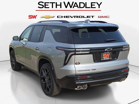 New 2026 Chevrolet Traverse RS w/ LPO, Floor Liner Package AWD/4WD image 5